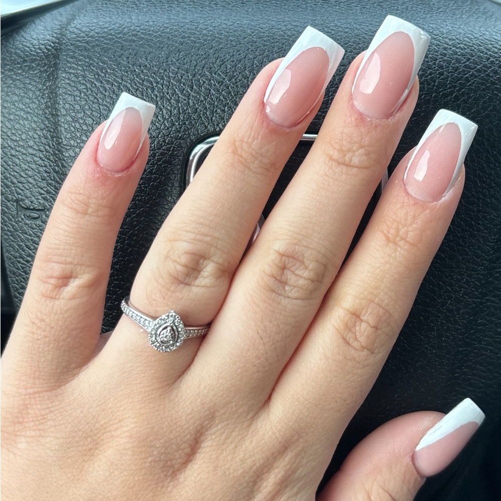 10k Solid Gold Ring With Diamond’s - image 1